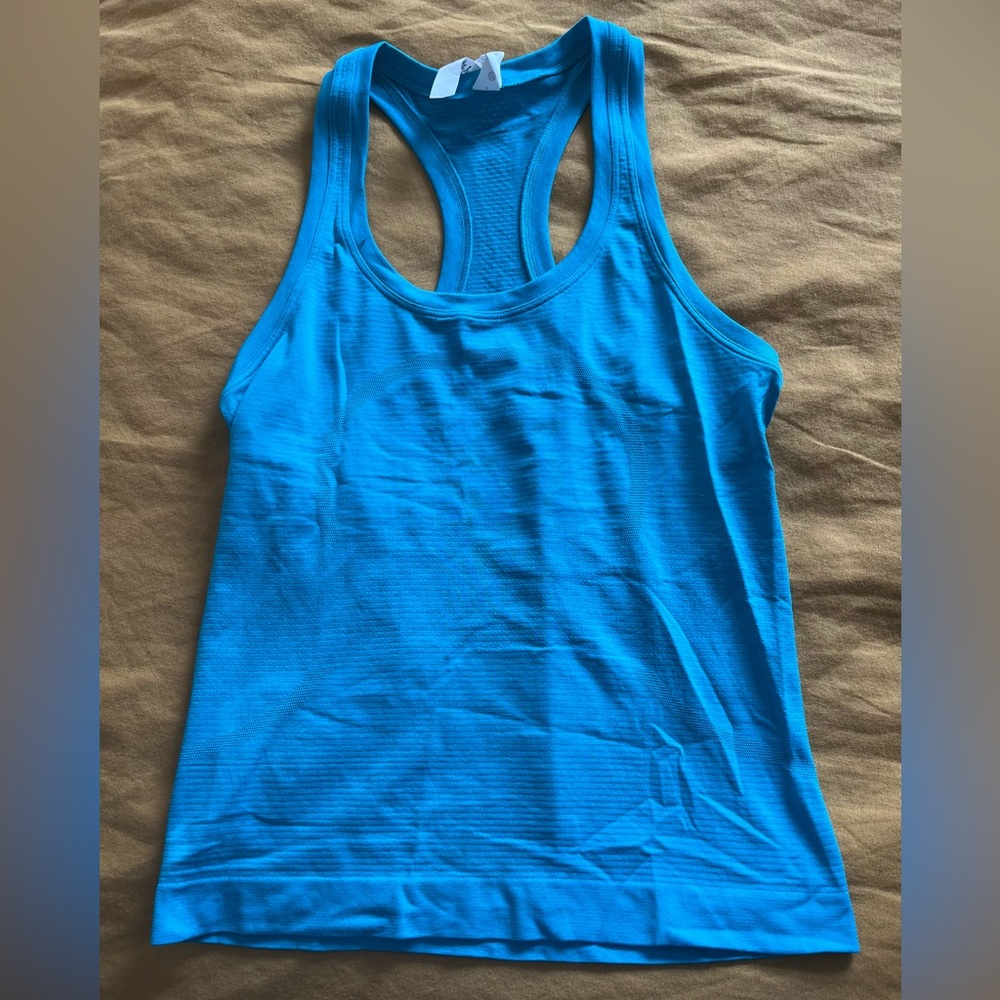 Lululemon swiftly tech racer back size 4